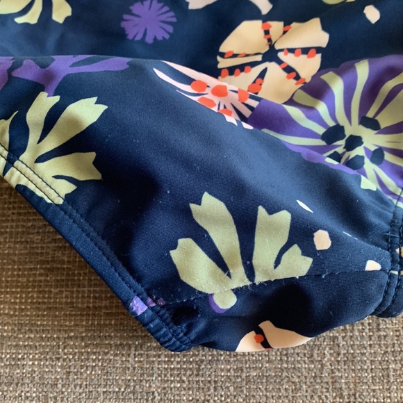 Tea Swim - Picture 3 of 3